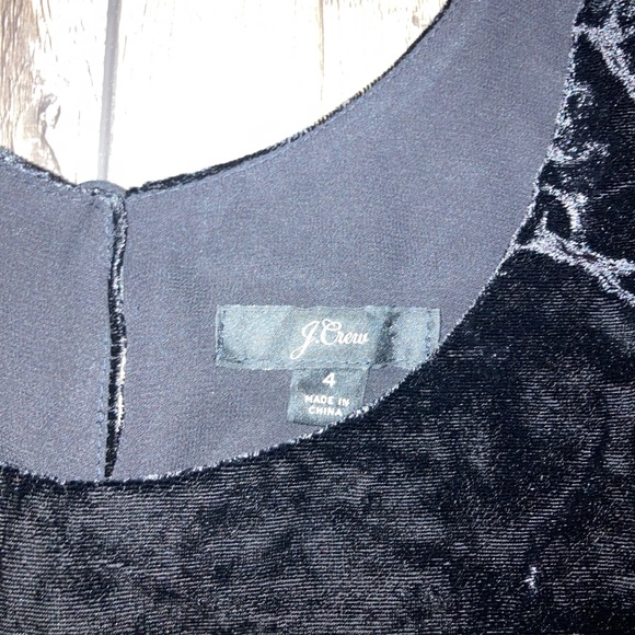 J Crew Velvet Top. Medium. EUC - Picture 3 of 7